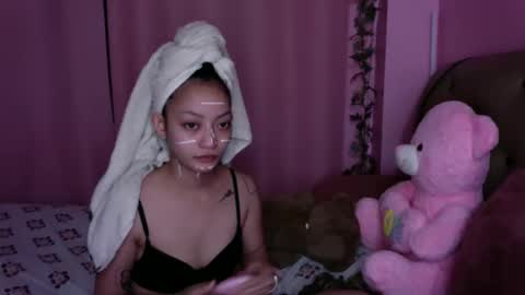 Snapshot of xcxccy19 chatting on 02.21.25 Sachi Cy online show from 02.21.25