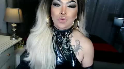 Zhavia online show from 11.29.25