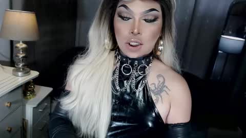 Zhavia online show from 12.19.25