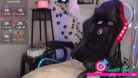 Xein Independent Model online show from 02.22.26