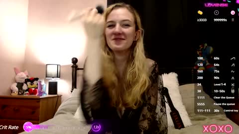 Snapshot of xelliee_rosex chatting on 12.08.24 EllieeRose online show from 12.08.24