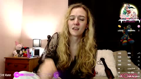 Snapshot of xelliee_rosex chatting on 12.20.24 EllieeRose online show from 12.20.24