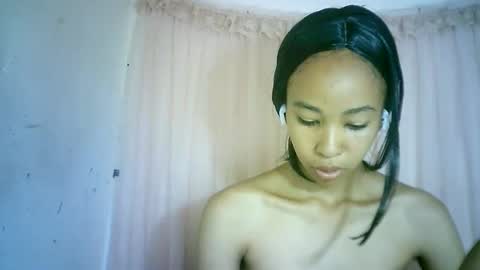 xenna610827 online show from 01.26.25