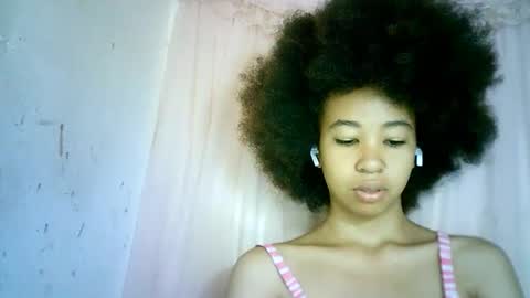 xenna610827 online show from 02.22.25