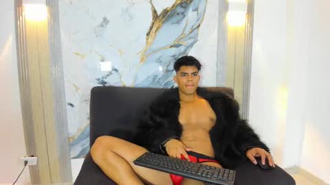 Snapshot of xeros_cl chatting on 09.08.25 Xeros online show from 09.08.25