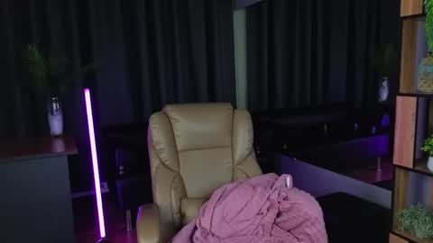 Ann online show from 11.11.25