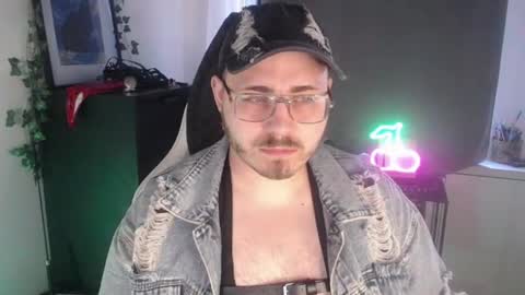 Snapshot of xfabian_love chatting on 09.20.25 F A B I A N online show from 09.20.25