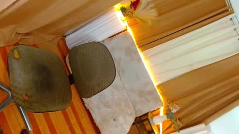 Snapshot of xfantasymistress chatting on 12.18.25 xfantasymistress online show from 12.18.25