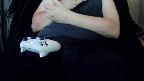 Snapshot of xgamerboyx chatting on 09.21.25 xgamerboyx online show from 09.21.25