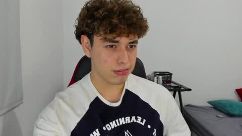 Snapshot of xhans17 chatting on 12.03.24 xhan online show from 12.03.24