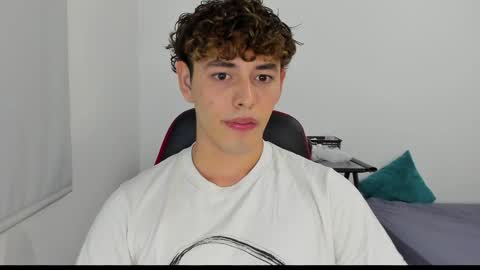 Snapshot of xhans17 chatting on 12.04.24 xhan online show from 12.04.24