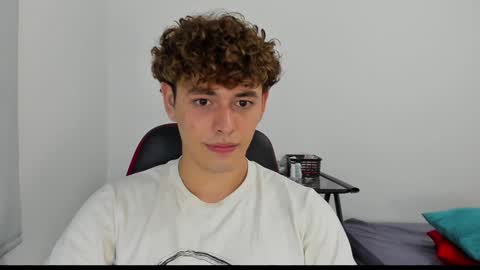 Snapshot of xhans17 chatting on 12.04.24 xhan online show from 12.04.24