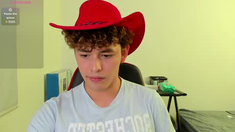 Snapshot of xhans17 chatting on 12.13.24 xhan online show from 12.13.24