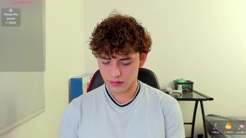 Snapshot of xhans17 chatting on 12.15.24 xhan online show from 12.15.24