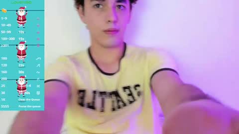 Snapshot of xhans17 chatting on 12.30.24 xhan online show from 12.30.24