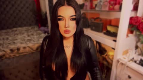 Snapshot of xher_hidden_collectionx chatting on 02.22.26 GODDESSS LEXII online show from 02.22.26