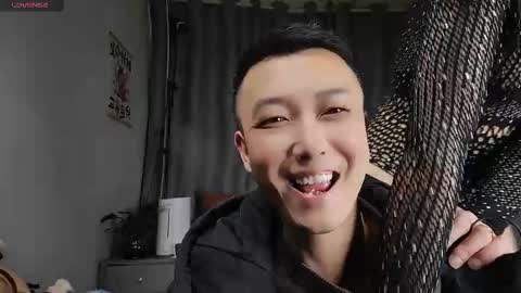      online show from 03.10.25