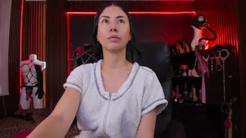 XiaQueen   I M online show from 10.11.25