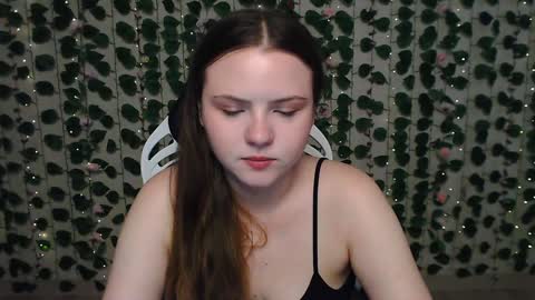 Lina online show from 12.06.24