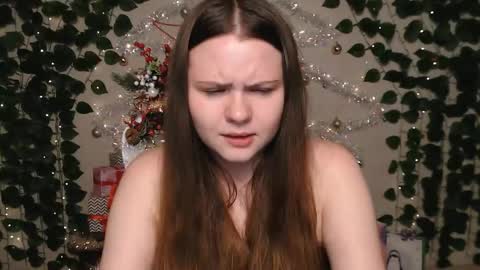 Lina online show from 12.26.24