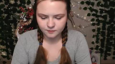 Lina online show from 12.28.24