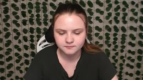 Lina online show from 01.14.25