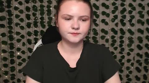 Lina online show from 02.04.25