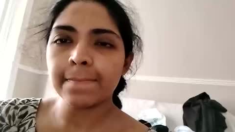 xilovemyselfx online show from 10.31.25