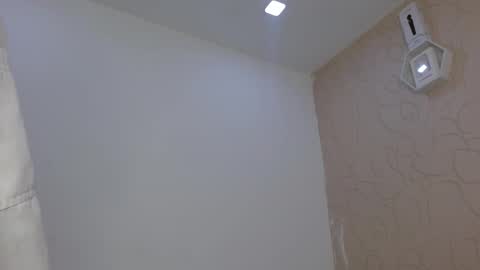 Snapshot of xime_stone chatting on 10.02.25 Xime online show from 10.02.25