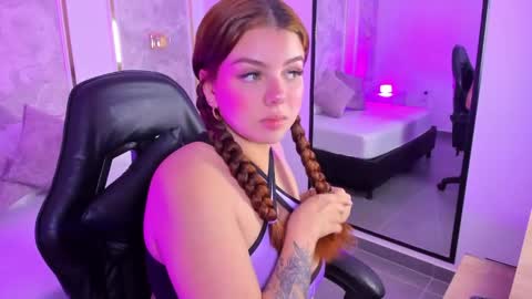 X I M E N A  online show from 04.13.26