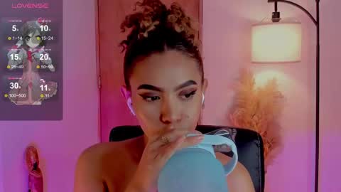 camila online show from 02.10.25