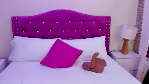 Xime  online show from 10.27.25