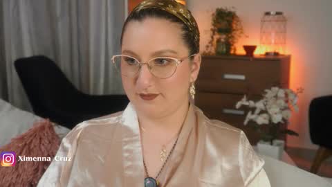 Snapshot of ximenna_cruz_ chatting on 03.05.26 Xime Independent Artist online show from 03.05.26