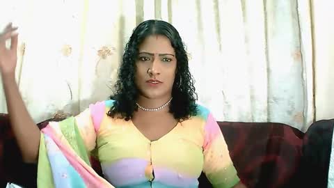 Snapshot of xindianxfireballx chatting on 03.04.25 XIndianXFireBallx online show from 03.04.25