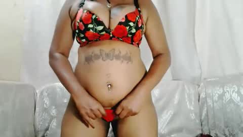 Snapshot of xindianxfireballx chatting on 09.08.25 XIndianXFireBallx online show from 09.08.25