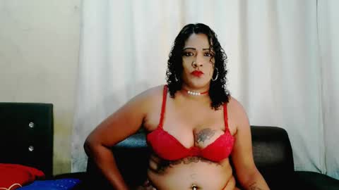 Snapshot of xindianxfireballx chatting on 10.16.25 XIndianXFireBallx online show from 10.16.25