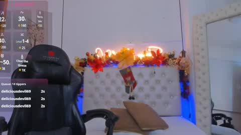 xiomara_cortes online show from 12.20.24