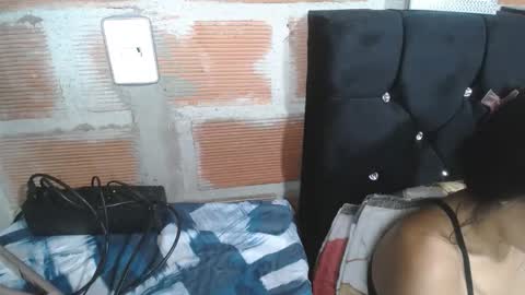 xiomi705825 online show from 10.21.25