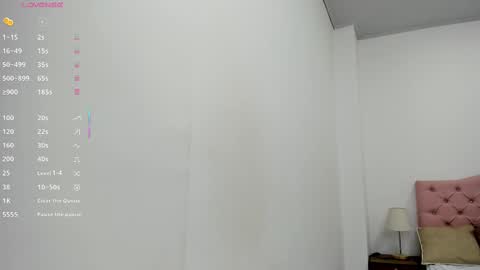 Xiomy online show from 10.05.25