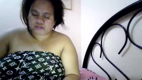 Snapshot of xjuicytits chatting on 02.23.26 xjuicytits online show from 02.23.26