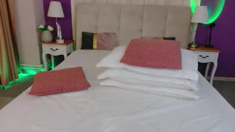 Kim online show from 04.10.26