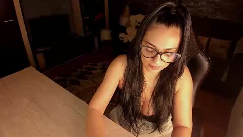 Lara online show from 02.11.26