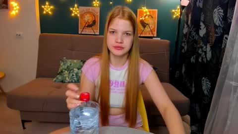 Chloe online show from 12.11.24