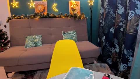 Chloe online show from 12.27.24