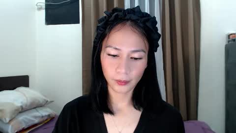 Snapshot of xlovely_destinyx chatting on 02.16.26 Alice online show from 02.16.26