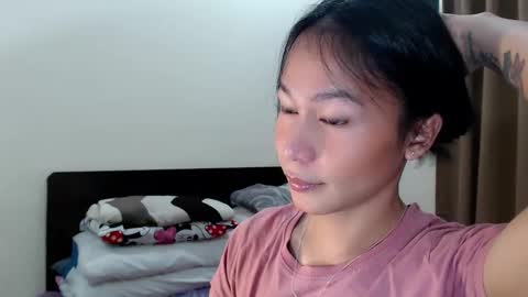 Snapshot of xlovely_destinyx chatting on 02.26.26 Alice online show from 02.26.26