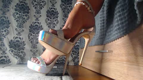 Monroe online show from 10.14.25