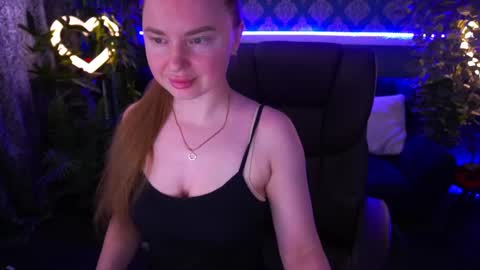 Snapshot of xo_monica chatting on 03.01.25 Monica online show from 03.01.25