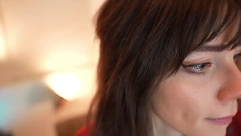 Bella Bondai online show from 12.22.24