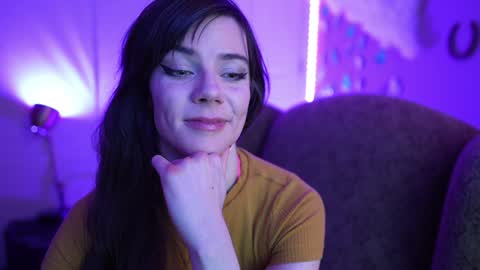 Bella Bondai online show from 01.07.25